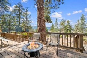 Boulder Bear - Modern mountain home in a desirable area of Big Bear with peek-a-boo lake views